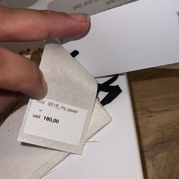 forte forte parrot 🦜 necklace - Picture 6 of 6